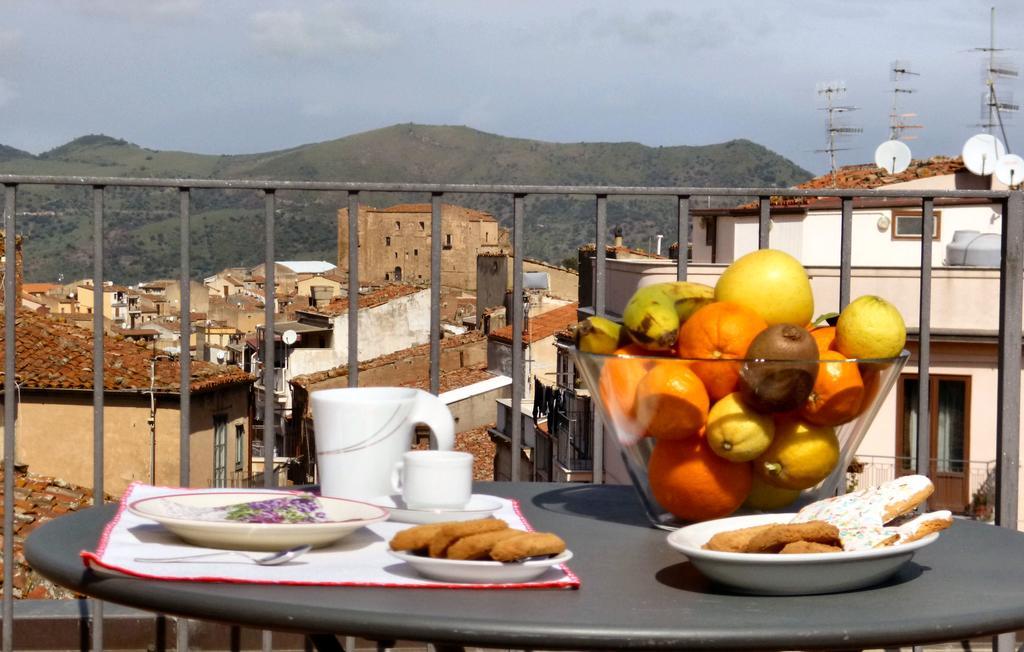 Apartment Spazioscena - Polimnia Castelbuono (Sicily)
